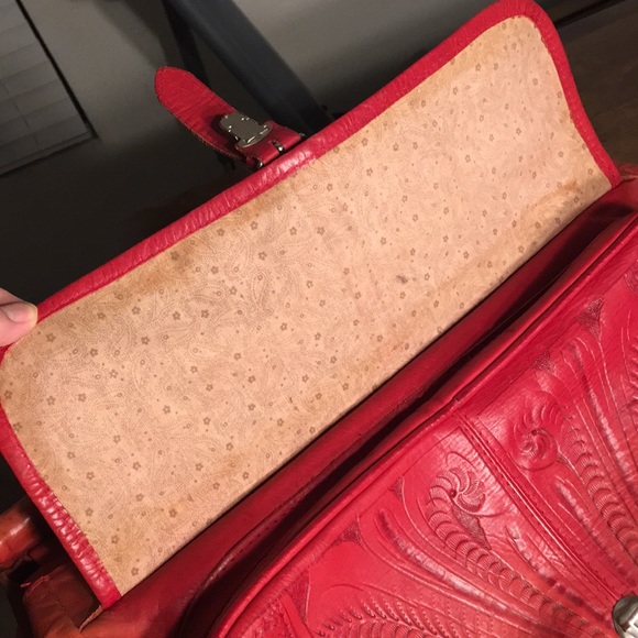 Red Leather Overnight Tooled Leather Bag - Picture 4 of 8